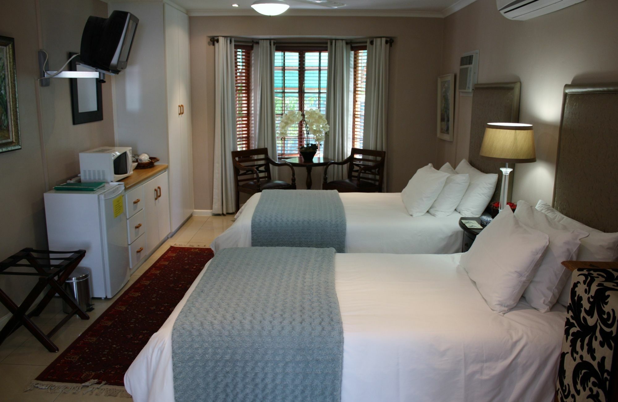 Somerset Lodge มอนตากู ภายนอก รูปภาพ